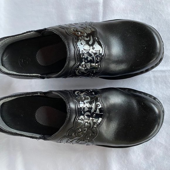 Ariat Black Tambour Slip-On Dress Shoes/Clogs, Sz 7.5/38, Like new - Picture 5 of 7